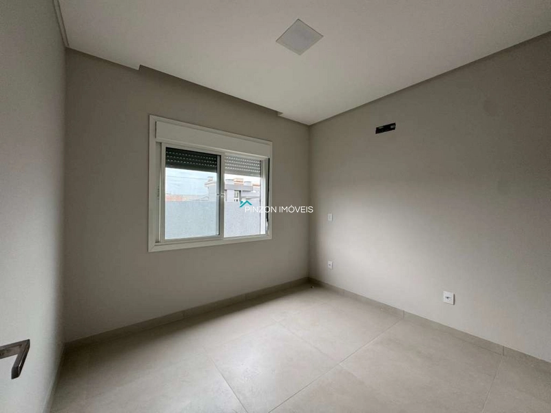 CASA EM CONSTRUÇÃO NA AVENIDA: 14ª foto da galeria de imagens do imóvel