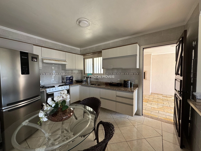 CASA COM DOIS TERRENOS A 150M DA PRAIA: 18ª foto da galeria de imagens do imóvel