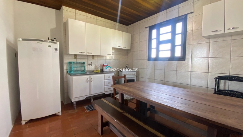 CASA À VENDA EM AVENIDA: 8ª foto da galeria de imagens do imóvel