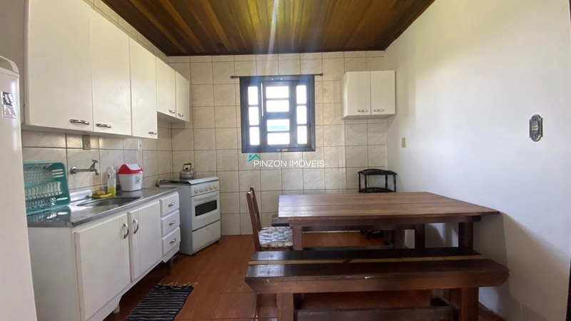CASA À VENDA EM AVENIDA: 6ª foto da galeria de imagens do imóvel