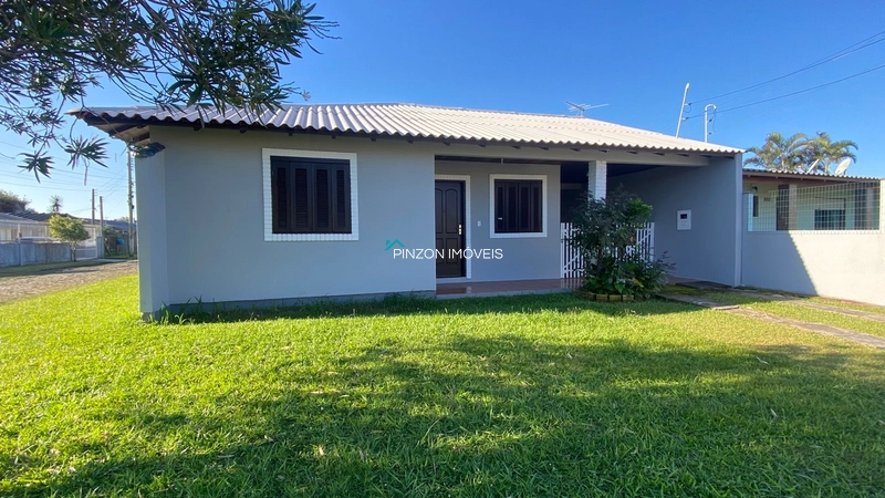 CASA À VENDA EM AVENIDA: 1ª foto da galeria de imagens do imóvel