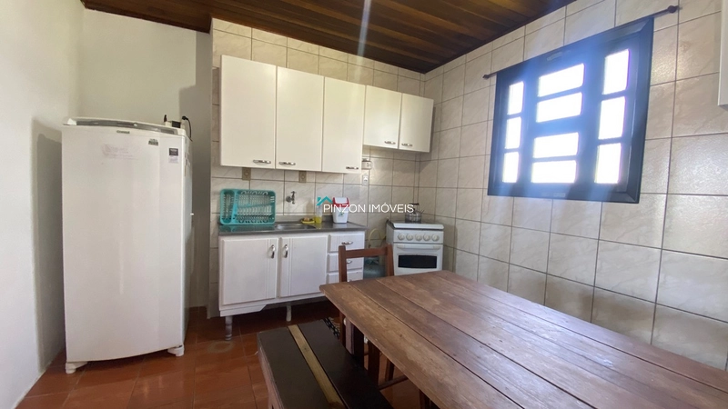 CASA À VENDA EM AVENIDA: 7ª foto da galeria de imagens do imóvel