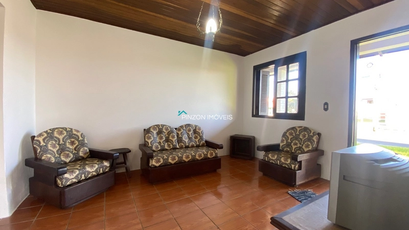 CASA À VENDA EM AVENIDA: 4ª foto da galeria de imagens do imóvel