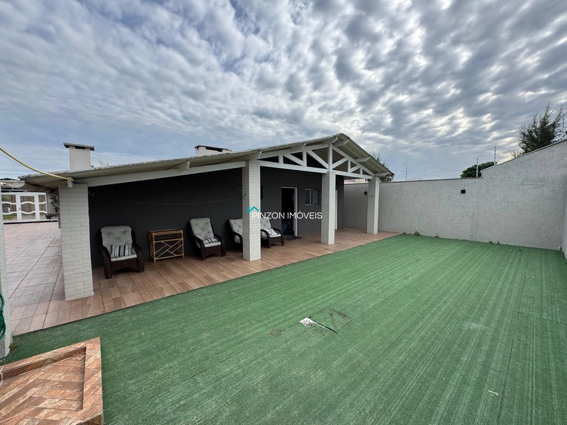 CASA COM PISCINA E DOIS TERRENOS: 16ª foto da galeria de imagens do imóvel