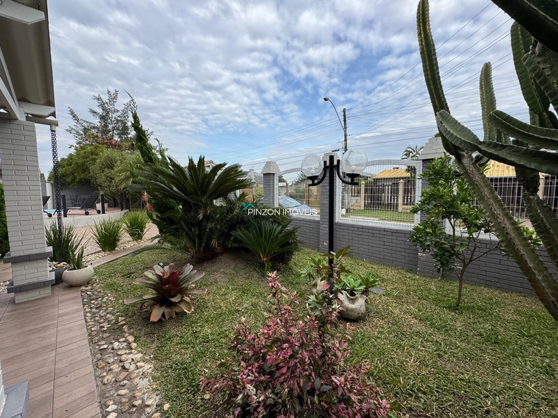 CASA COM PISCINA E DOIS TERRENOS: 33ª foto da galeria de imagens do imóvel