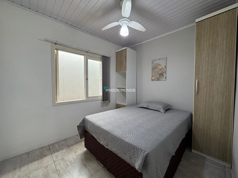 CASA COM PISCINA E DOIS TERRENOS: 21ª foto da galeria de imagens do imóvel
