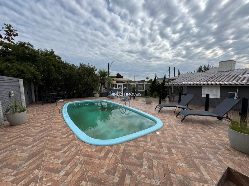 CASA COM PISCINA E DOIS TERRENOS: 8ª foto da galeria de imagens do imóvel
