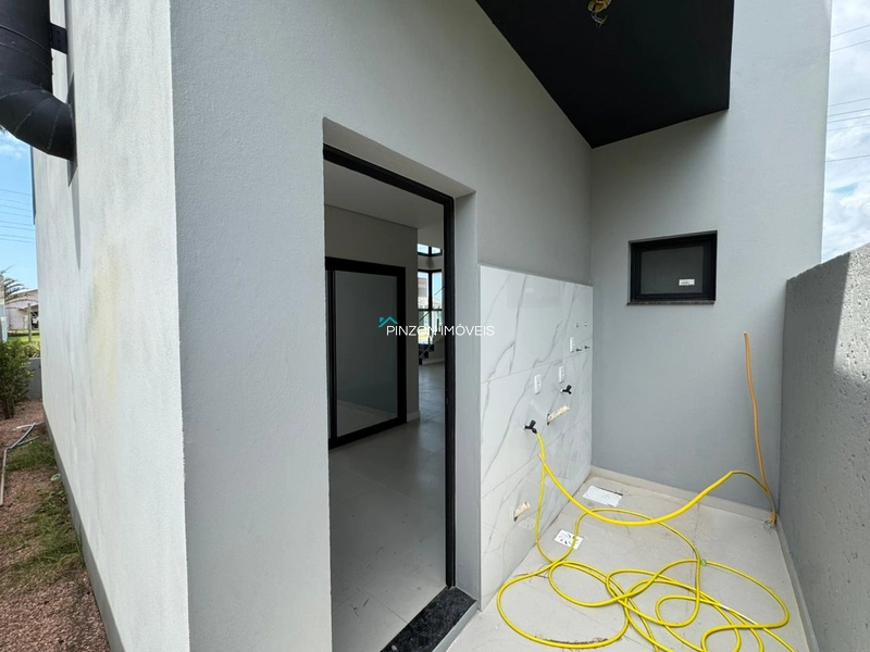 SOBRADO A 200M DA PRAIA: 17ª foto da galeria de imagens do imóvel