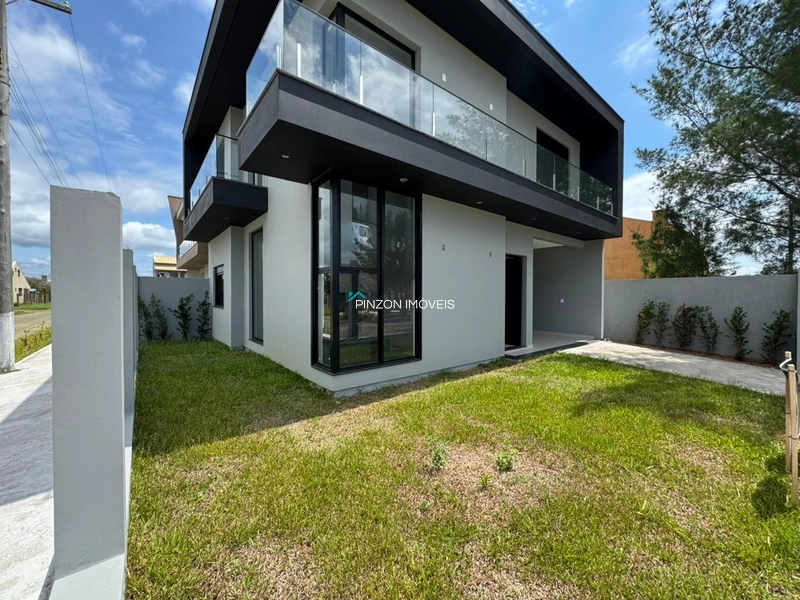 SOBRADO A 200M DA PRAIA: 2ª foto da galeria de imagens do imóvel