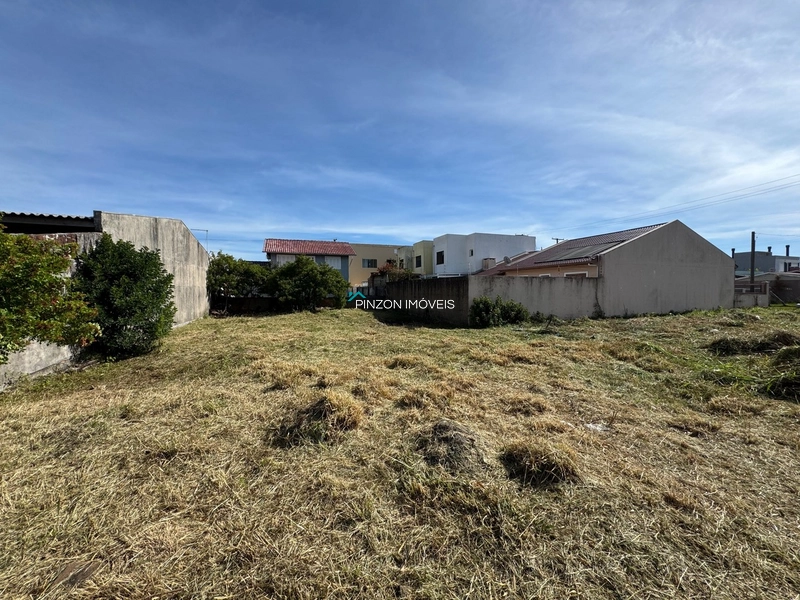 TERRENO NO CENTRO DE ATLÂNTIDA SUL: 1ª foto da galeria de imagens do imóvel