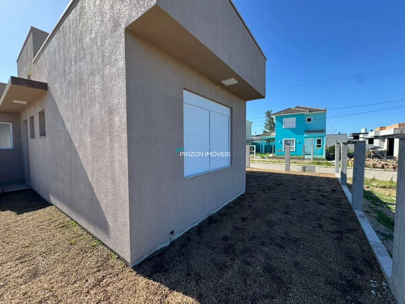 Casa nova em avenida próxima ao centro.: 5ª foto da galeria de imagens do imóvel