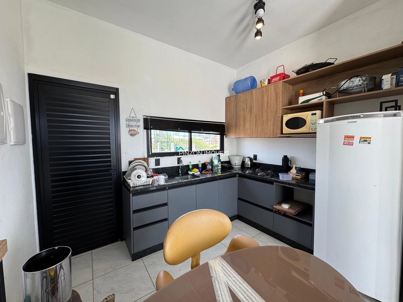 Casa em Atlântida Sul: 7ª foto da galeria de imagens do imóvel