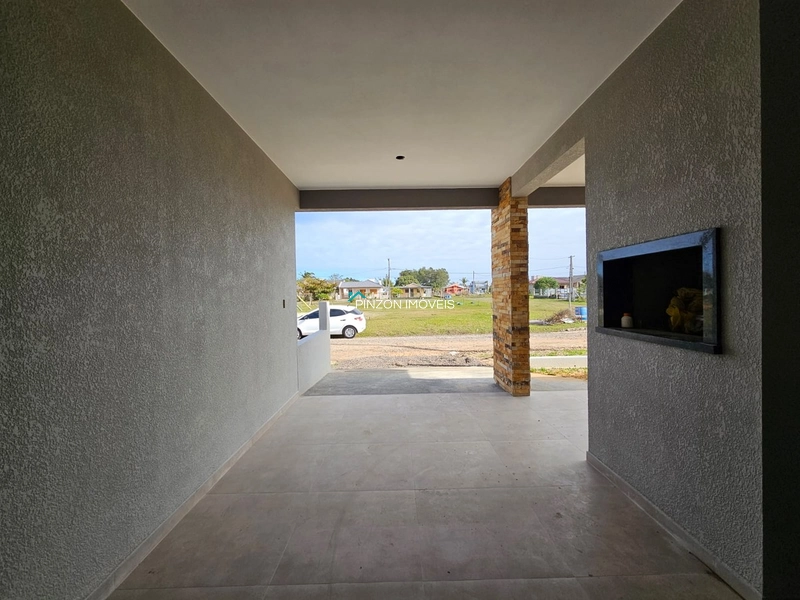 CASA DE ESQUINA EM ARROIO DO SAL A 400 METROS DO MAR!: 4ª foto da galeria de imagens do imóvel