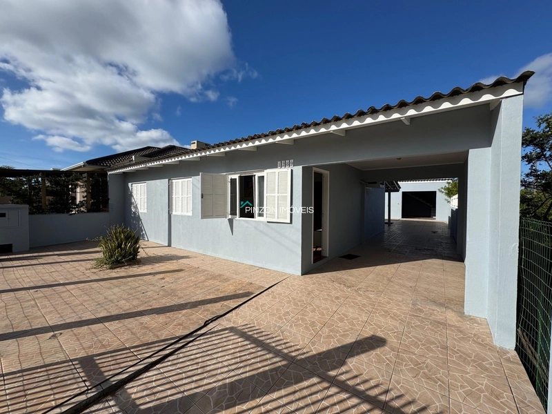 CASA A 350 METROS DO MAR: 1ª foto da galeria de imagens do imóvel