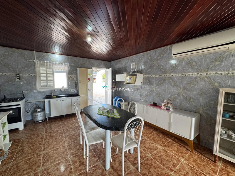 CASA A 350 METROS DO MAR: 12ª foto da galeria de imagens do imóvel