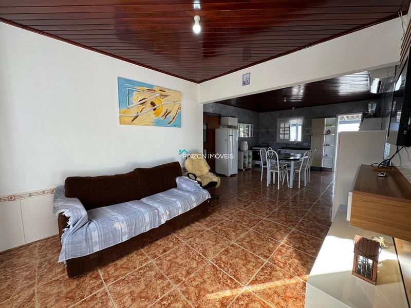 CASA A 350 METROS DO MAR: 19ª foto da galeria de imagens do imóvel