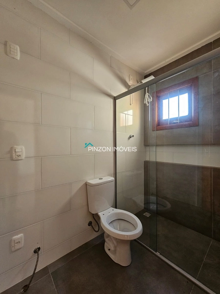 CASA COM PISCINA PRÓXIMA AO CENTRO: 17ª foto da galeria de imagens do imóvel