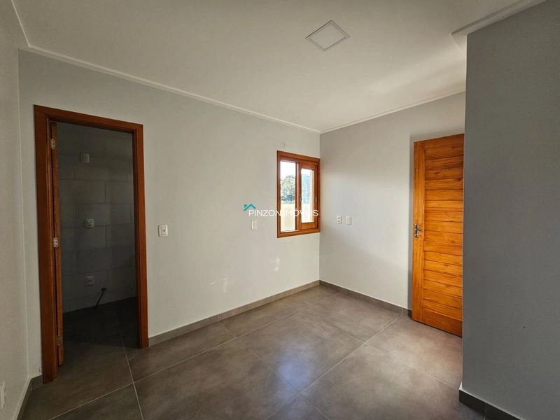 CASA COM PISCINA PRÓXIMA AO CENTRO: 16ª foto da galeria de imagens do imóvel