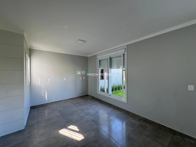 CASA PRÓXIMA AO CENTRO EM ARROIO DO SAL: 13ª foto da galeria de imagens do imóvel