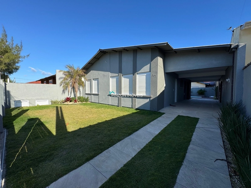 CASA PRÓXIMA À PRAIA: 3ª foto da galeria de imagens do imóvel