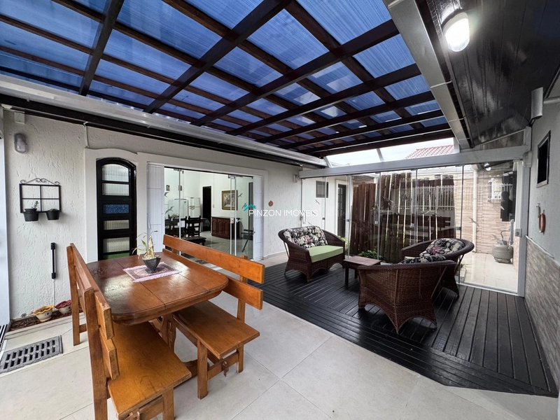 CASA PRÓXIMA À PRAIA: 16ª foto da galeria de imagens do imóvel