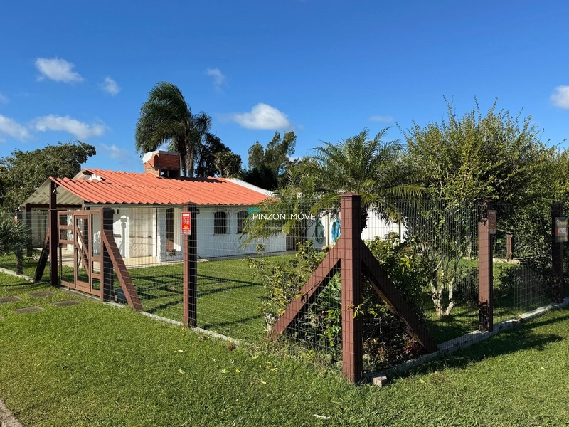 CASA À VENDA: 4ª foto da galeria de imagens do imóvel