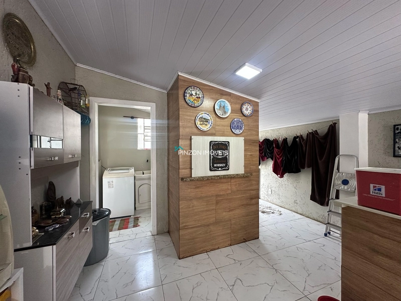 CASA COM PISCINA: 7ª foto da galeria de imagens do imóvel