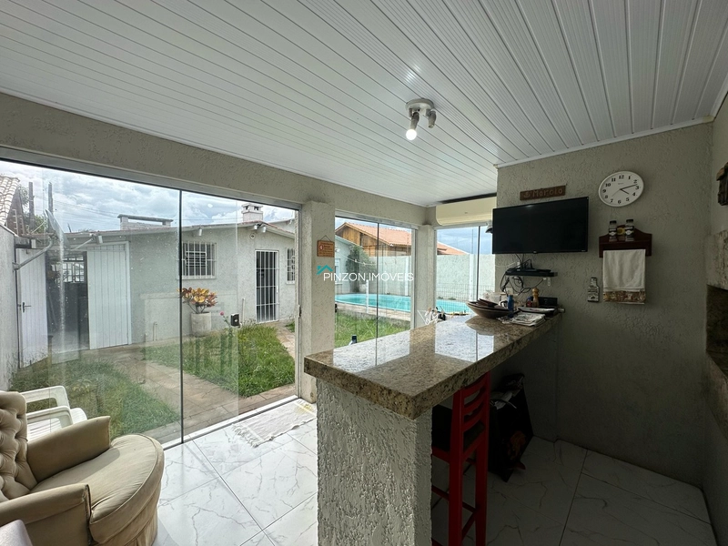CASA COM PISCINA: 14ª foto da galeria de imagens do imóvel