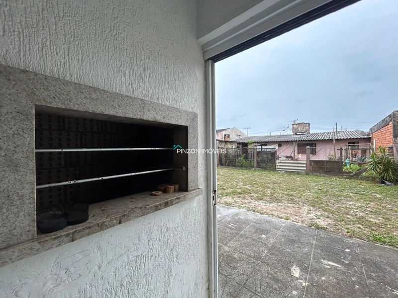 CASA NA AVENIDA: 11ª foto da galeria de imagens do imóvel