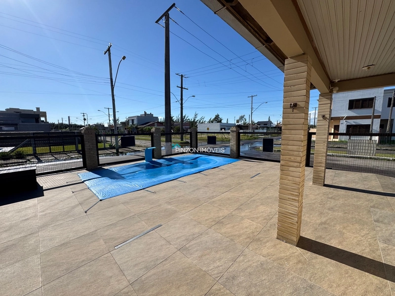 PROPRIEDADE COM PISCINA EM ATLÂNTIDA SUL: 4ª foto da galeria de imagens do imóvel