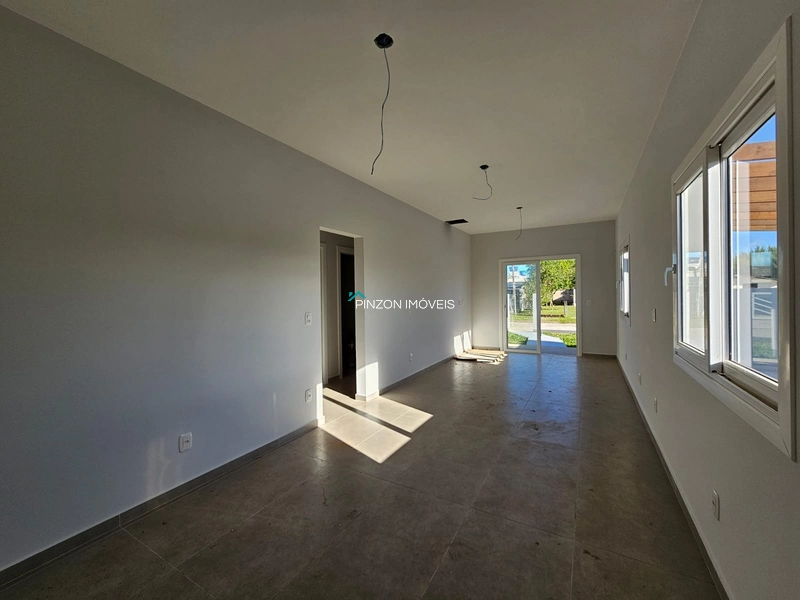CASA NOVA NO BALNEÁRIO CAMBOIM EM ARROIO DO SAL: 12ª foto da galeria de imagens do imóvel