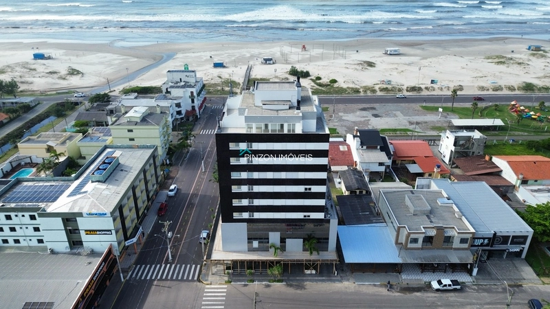 APARTAMENTO SEMIMOBILIADO A 30 METROS DO MAR EM ARROIO DO SAL!: 2ª foto da galeria de imagens do imóvel