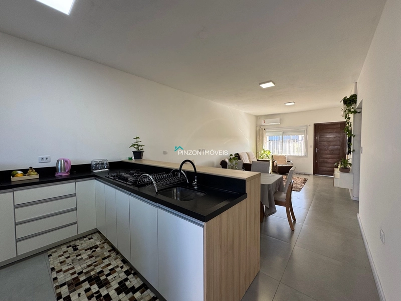 CASA COM PISCINA EM ATLÂNTIDA SUL: 10ª foto da galeria de imagens do imóvel