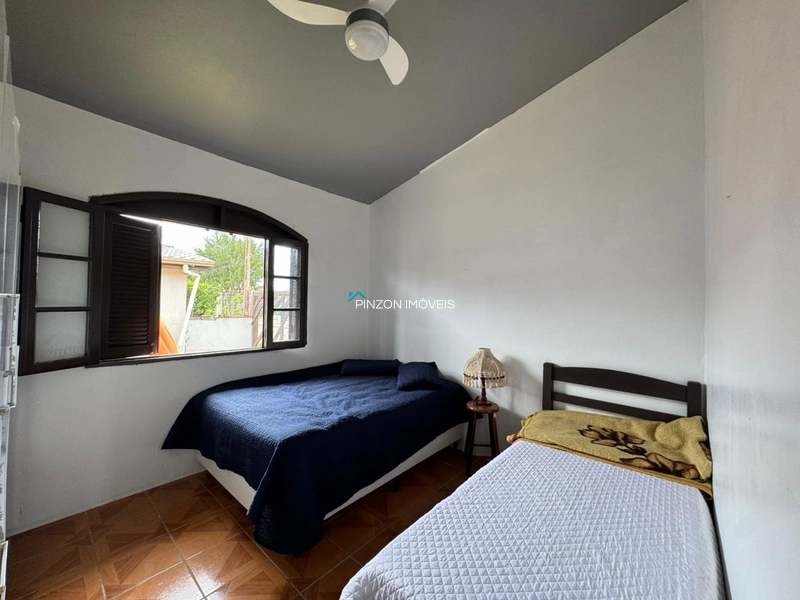 Casa a 300 metros da praia: 4ª foto da galeria de imagens do imóvel