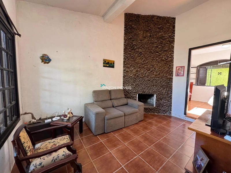 CASA NA AVENIDA: 10ª foto da galeria de imagens do imóvel