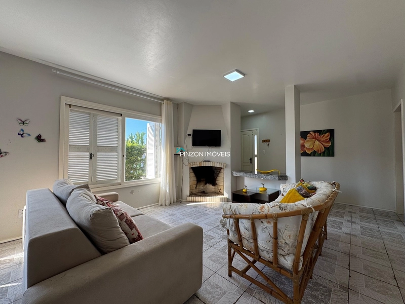 CASA A 50 METROS DA PRAIA: 27ª foto da galeria de imagens do imóvel