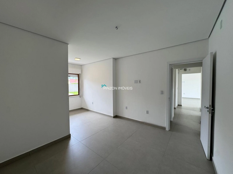 CASA COM PISCINA EM ATLÂNTIDA SUL: 16ª foto da galeria de imagens do imóvel