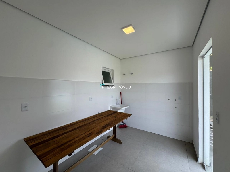 CASA COM PISCINA EM ATLÂNTIDA SUL: 22ª foto da galeria de imagens do imóvel