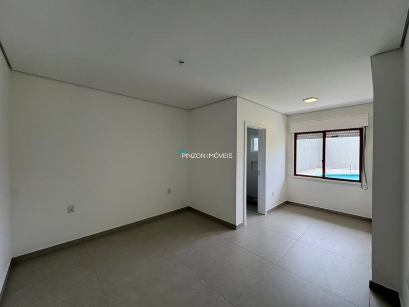 CASA COM PISCINA EM ATLÂNTIDA SUL: 15ª foto da galeria de imagens do imóvel