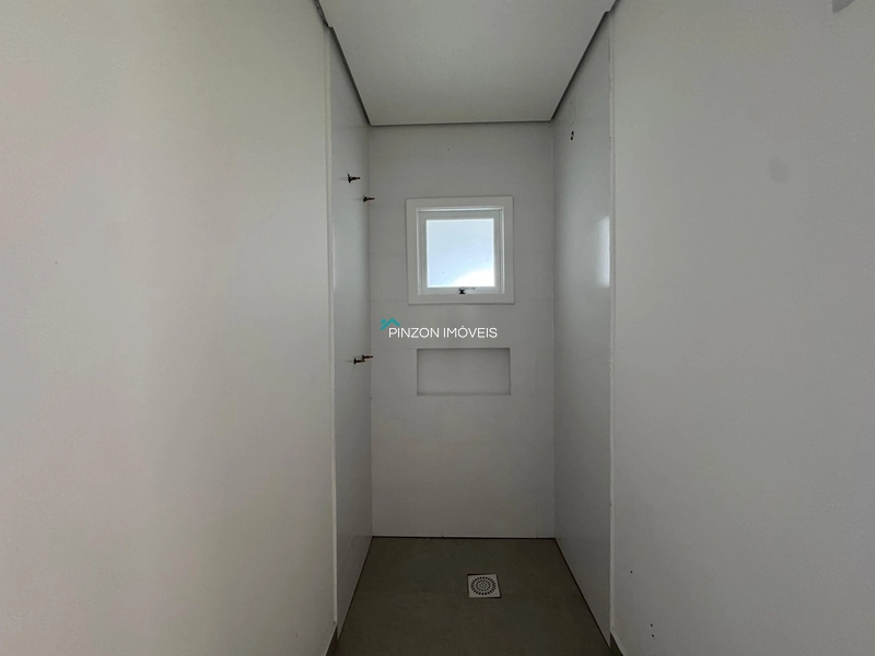 CASA COM PISCINA EM ATLÂNTIDA SUL: 18ª foto da galeria de imagens do imóvel