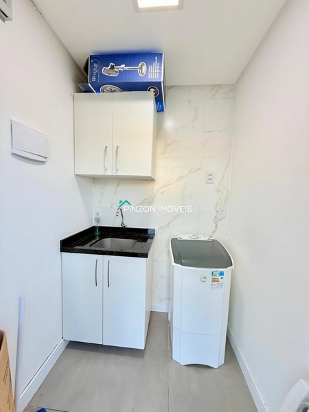 CASA COM PISCINA: 6ª foto da galeria de imagens do imóvel