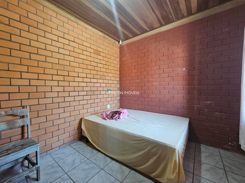 SUA CASA DE VERANEIO A APENAS 100 METROS DO MAR: 17ª foto da galeria de imagens do imóvel