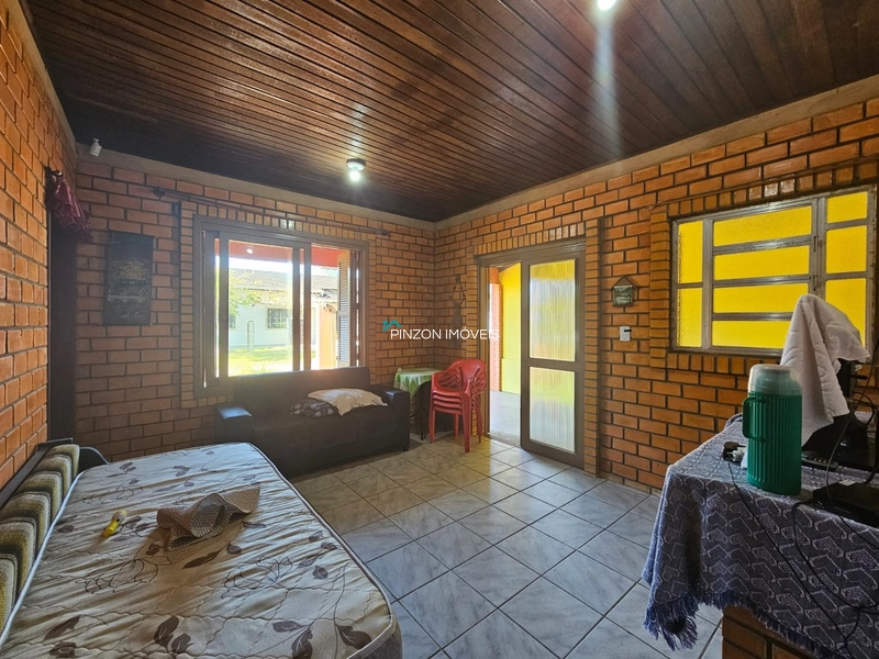 SUA CASA DE VERANEIO A APENAS 100 METROS DO MAR: 16ª foto da galeria de imagens do imóvel