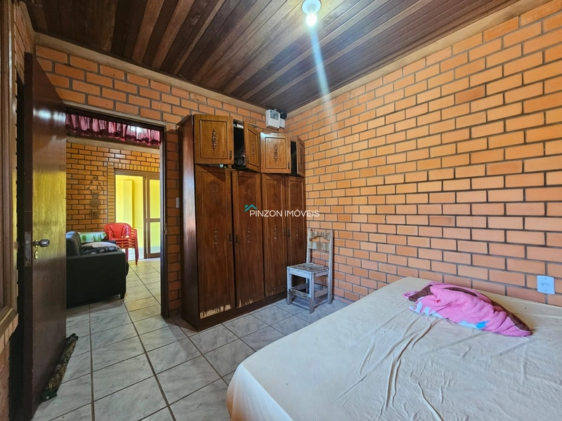 SUA CASA DE VERANEIO A APENAS 100 METROS DO MAR: 18ª foto da galeria de imagens do imóvel