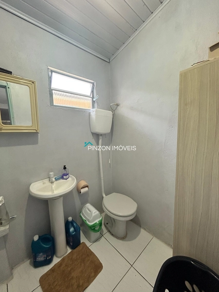 RESIDÊNCIA A 300 METROS DO MAR NO BALNEÁRIO ATLÂNTICO: 11ª foto da galeria de imagens do imóvel
