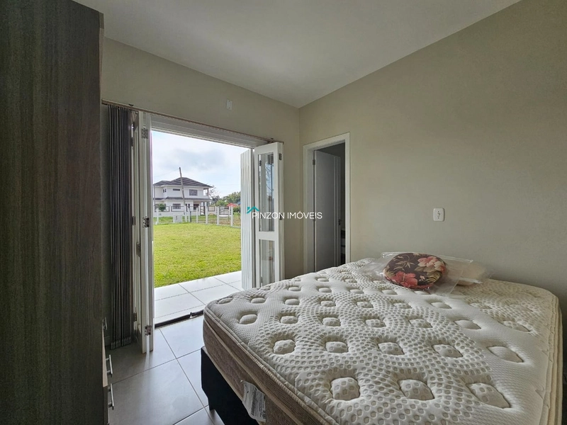 CASA COM AMPLO TERRENO A APENAS 310 METROS DO MAR: 26ª foto da galeria de imagens do imóvel