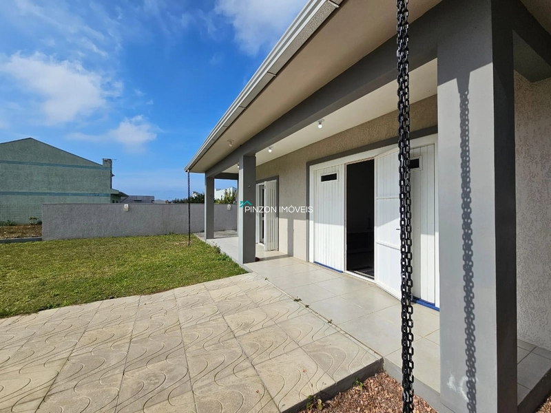 CASA COM AMPLO TERRENO A APENAS 310 METROS DO MAR: 6ª foto da galeria de imagens do imóvel