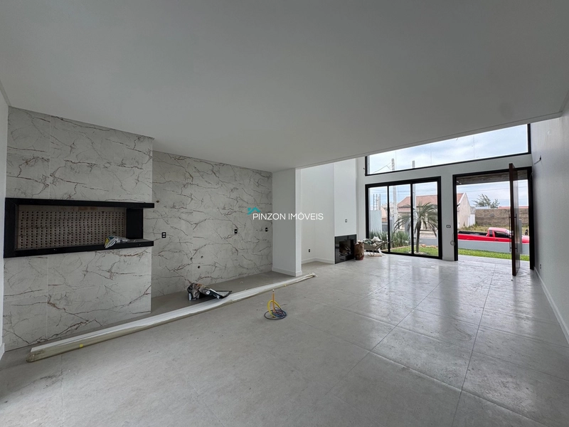 CASA À VENDA NA AVENIDA: 6ª foto da galeria de imagens do imóvel