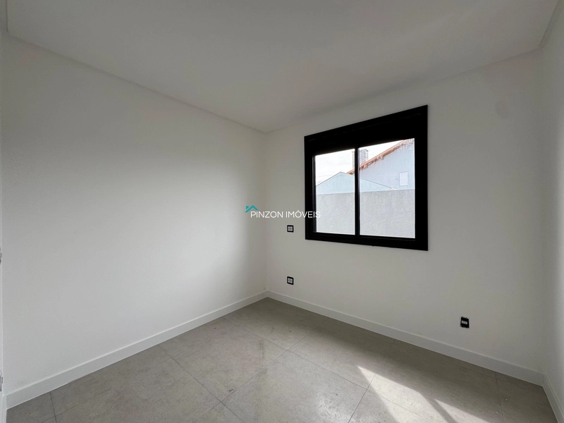 CASA À VENDA NA AVENIDA: 16ª foto da galeria de imagens do imóvel