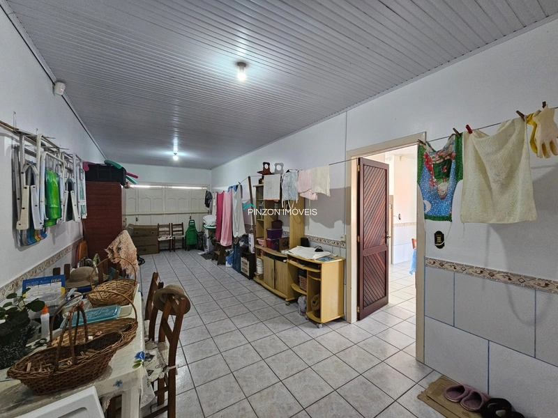 CASA MOBILIADA EM AREIAS BRANCAS, PRÓXIMA DO MAR E DO CENTRO: 26ª foto da galeria de imagens do imóvel